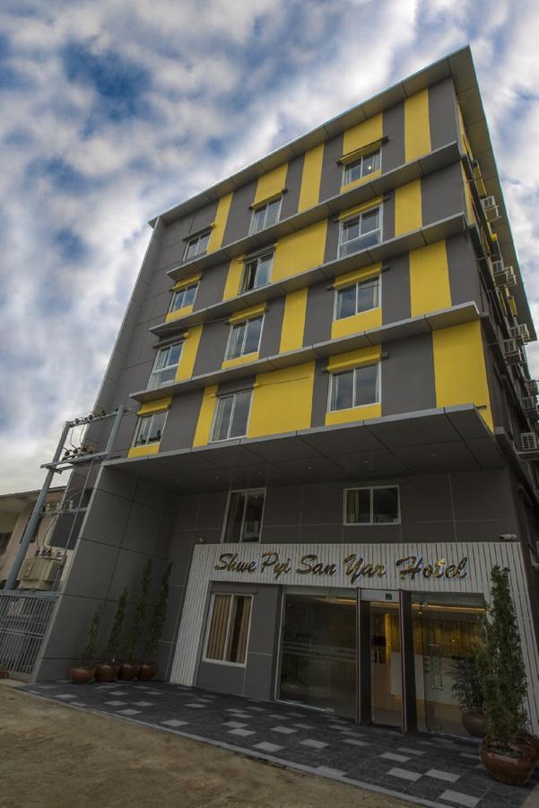 Shwe Pyi San Yar Hotel Yangón Exterior foto
